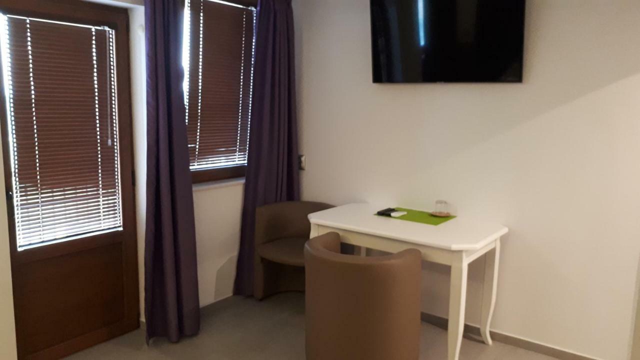 Guest House Harmony Veliko Tŭrnovo Exterior photo